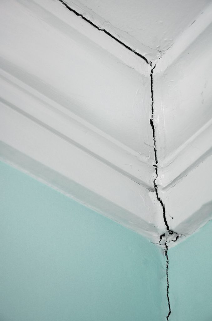 Ceiling Cracks Sign Of Foundation Problems Matthews Wall